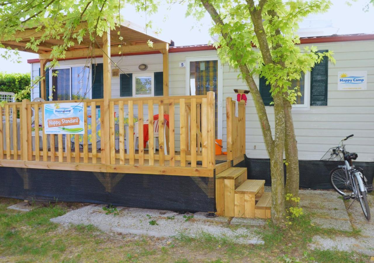 Happy Camp Mobile Homes In Camping Village Baia Paradiso Badesi Eksteriør bilde